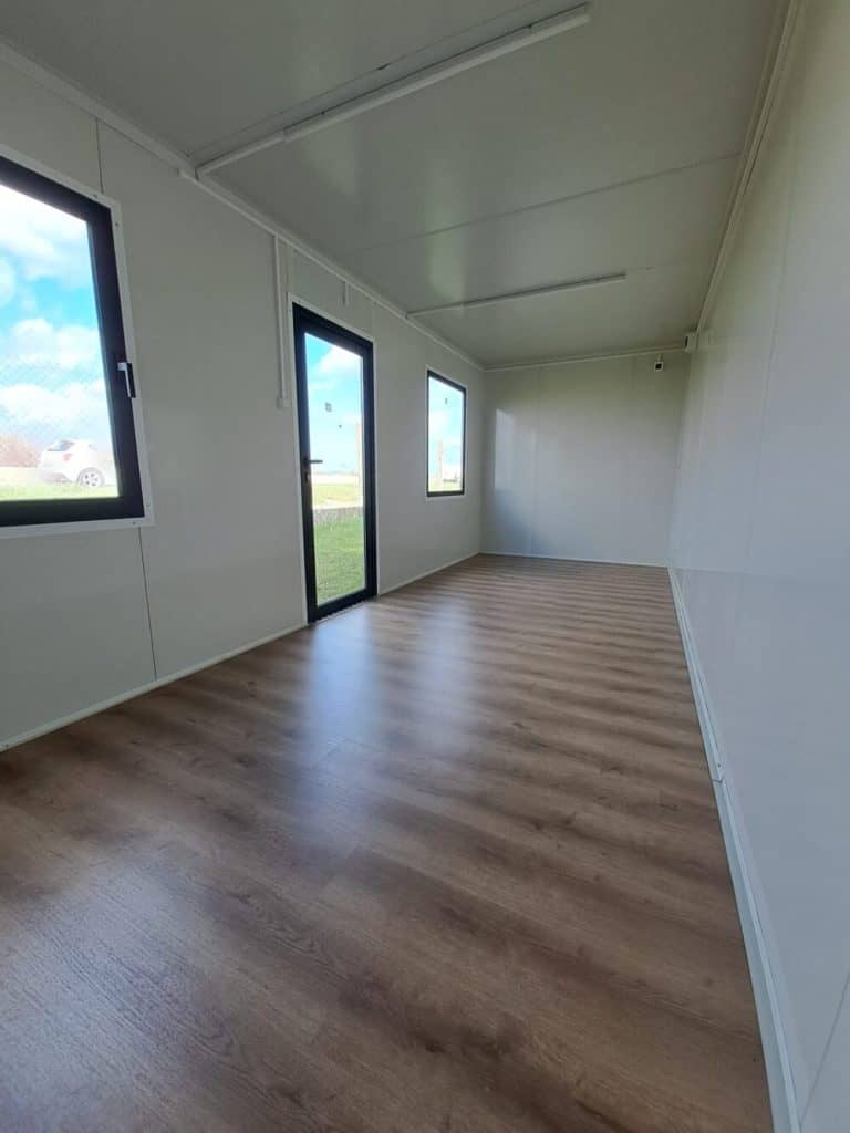 Bungalow modular 6x2,40 m montado
