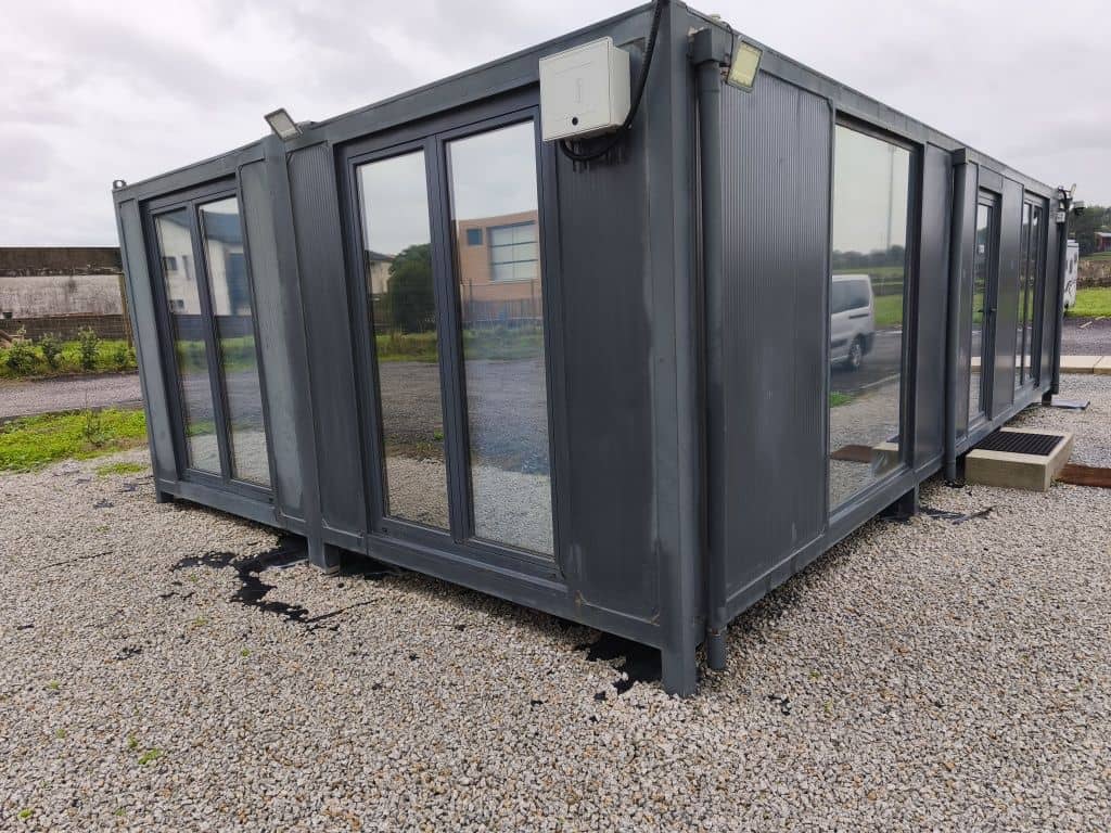 Casa contentor T2 com WC - 45 m2